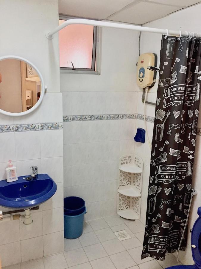 Cozy Kelana Jaya Semi-D Apt Near Mall, College & Hospital Petaling Jaya Dış mekan fotoğraf